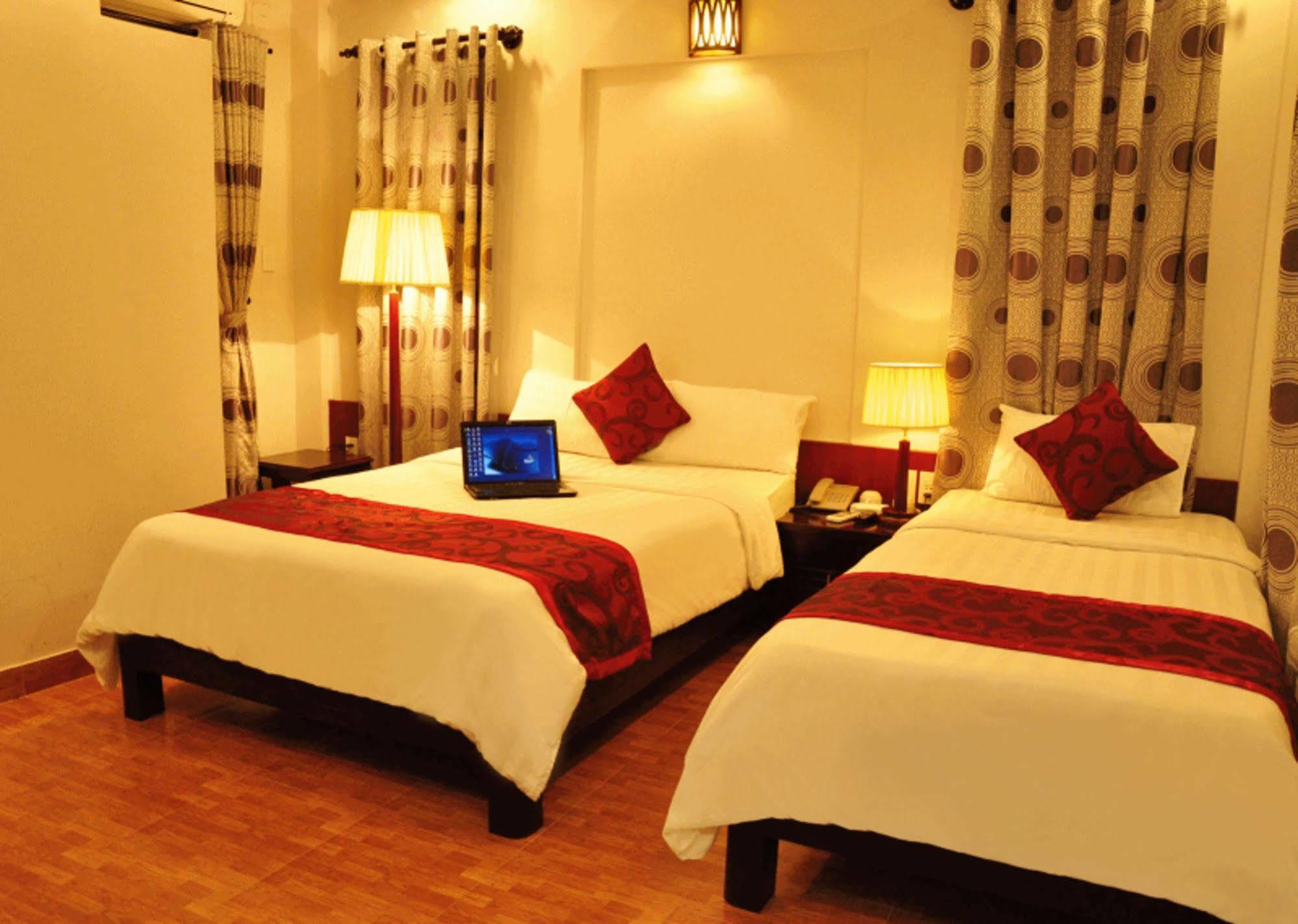 Hong Thien 1 Hotel Хюе Екстер'єр фото